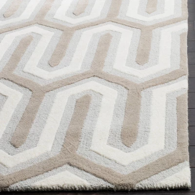 Aveline Rug - Safavieh 3 Aveline Rug - Safavieh