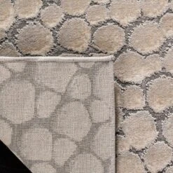 Marisa Pebble Area Rug - Safavieh -Home Textiles Store GUEST 481b6be9 9e49 43d6 a1e9 791a44864349