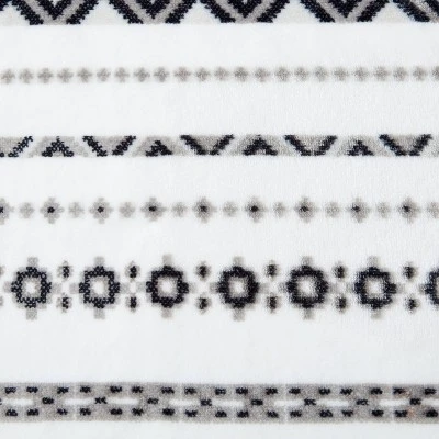 50"x70" Diamond Trail Reversible Throw Blanket - Wrangler 4 50"x70" Diamond Trail Reversible Throw Blanket - Wrangler - Image 2