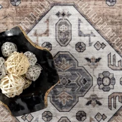 NuLOOM Evelina Traditional Stain Repellent Machine Washable Area Rug -Home Textiles Store GUEST 562d75cf a928 4781 90f6 4891b273dbb8