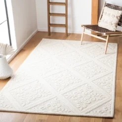 Freddie Medallion Woven Rug - Safavieh
