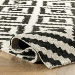 NuLOOM Kellee Hand Tufted Geometric Wool Area Rug -Home Textiles Store GUEST 6b4ce2e9 bcea 4afb 955e faeb9da7ed1f