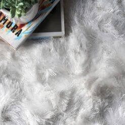 NuLOOM Latonia Modern Silky Shag Area Rug -Home Textiles Store GUEST 759294a2 ea56 43f5 aef2 b20ddc4d6ca6