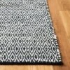 Racheal Geometric Accent Rug - Safavieh -Home Textiles Store GUEST 7fcee4d1 aaf4 4e32 a44b 1d1e16bfc19b