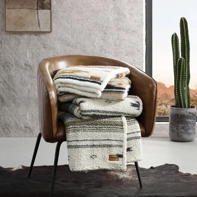 50"x60" Coyote Sands Throw Blanket - Wrangler 7 50"x60" Coyote Sands Throw Blanket - Wrangler - Image 5