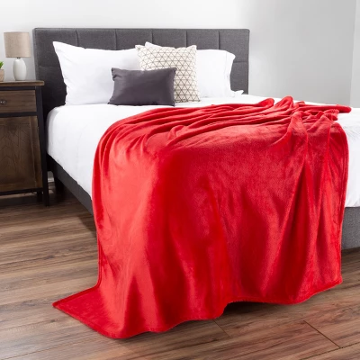 Flannel Fleece Throw Blanket- For Couch, Home Decor, Sofa & Chair- Oversized 60" X 70", Soft & Plush Microfiber In Crimson Red By Hastings Home 6 Flannel Fleece Throw Blanket- For Couch, Home Decor, Sofa & Chair- Oversized 60" X 70", Soft & Plush Microfiber In Crimson Red By Hastings Home - Image 4