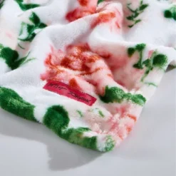 50"x70" Blooming Roses Plush Reversible Throw Blanket White - Betseyville -Home Textiles Store GUEST af668b82 077e 44c1 a8f5 c39a525bfa93