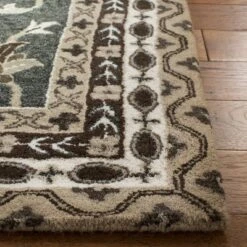 Neapoli Medallion Tufted Area Rug - Safavieh -Home Textiles Store GUEST c45a3f7c 7ef6 417e 8b46 0b3333dc7f4b