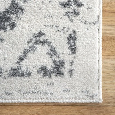 NuLOOM Blair Fading Chevrons Area Rug 4 NuLOOM Blair Fading Chevrons Area Rug - Image 2