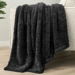 PAVILIA Plush Throw Blanket For Couch Bed, Faux Shearling Blanket And Throw For Sofa Home Decor 13 PAVILIA Plush Throw Blanket For Couch Bed, Faux Shearling Blanket And Throw For Sofa Home Decor -Home Textiles Store GUEST e0cd1aa6 98b8 4800 8b66 2f2d7d2b50e4