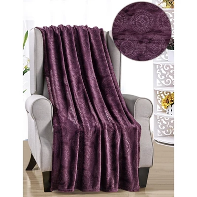 Super Comfy And Cozy Caesar 50" X 60" Microplush Throw Blanket 6 Super Comfy And Cozy Caesar 50" X 60" Microplush Throw Blanket - Image 4