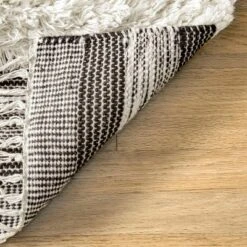 NuLOOM Nylah Shaggy Diamonded Stripes Area Rug -Home Textiles Store GUEST f37fd796 6766 4425 8233 b13f3236883c