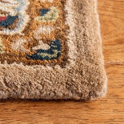 Beige Medallion Tufted Accent Rug 2'x3' - Safavieh 3 Beige Medallion Tufted Accent Rug 2'x3' - Safavieh