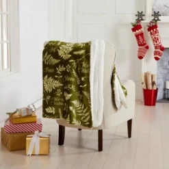 Great Bay Home Velvet Plush Warmest Holiday Prints -Home Textiles Store GUEST f7e90878 0ef6 41da 9f9b 175c6a0a33b9